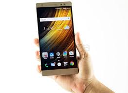 Hence, the phone is big to hold in one hand. Lenovo Phab 2 Plus Review