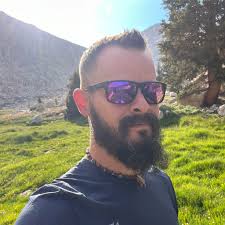 Why does the car temperature go high when the air conditioning is on?