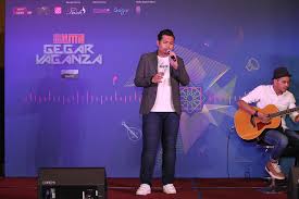 Fitri haris membawa lagu di matamu nyanyian asal sufian suhaimi semasa konsert ke 6 gema gegar vaganza malam tadi. Senarai 11 Peserta Gema Gegar Vaganza Musim Kedua Sensasi Selebriti