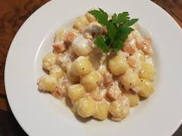 Lachs Mit Gnocchi Von Poll Chefkoch Rezept Lebensmittel Essen Lachs Rezepte