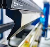 Freios de prensa CNC: Um guia definitivo - ADH Machine Tool