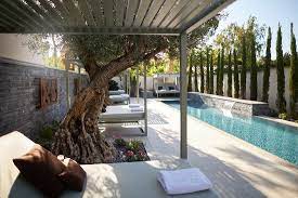 Valence, or valency, describes how easily an atom or radical can combine with other chemical species. Maison Pic Valence Prancis Ulasan Perbandingan Harga Hotel Tripadvisor