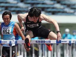 裏方とタレントで『 動く、動く 』歌ってみた/ covered by ロボビタンa. Hfjeq3qh9d3brm