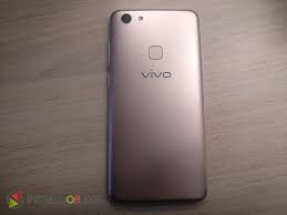Vivo V7 Review: Taller, Faster, Smarter