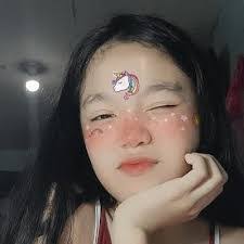 Eunice Moon's Instagram, Twitter & Facebook