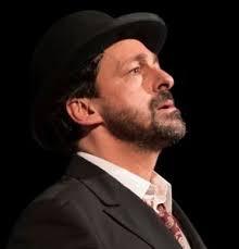 L'ombra di Totò Nella foto di -Franco Ferretti YARI GUGLIUCCI (2)