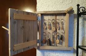 Boite A Clefs En Bois Flotte Le Blog De Oboisdormant Creations Bois Flotte Boite A Clefs Projets En Bois De Palette Creation En Bois Flotte