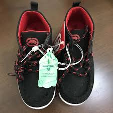 Tênis Ecko Untld - Tamanho: 24 24 no Ficou Pequeno - Desapegos de Sapatos  quase novos ou nunca usados para bebês, crianças e mamães. 739025