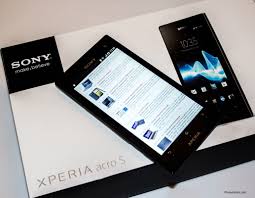 Sony Xperia Acro S - Pictures - PhoneMore