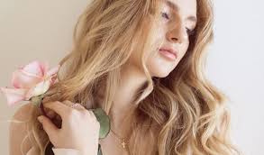 Fashion Editorial Archives