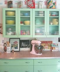 Mint Pink Kitchen Aid Vintage Cereal Boxes Cocinas Retro Cocina Verde Renovacion Retro
