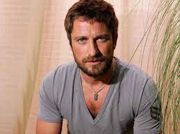 Aici ai cele mai bune filme online de actiune, comedie, groaza si multe alte genuri cu roboti, dealeri de droguri, infractori, arme, razboaie si masini rapide. Cele Mai Bune Filme Ale Actorului Gerard Butler Tvblog