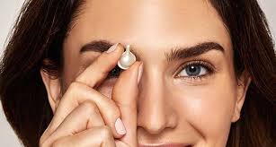 Cómo usar las capsulas de ceramida de Elizabeth Arden? Te lo explicamos ✓