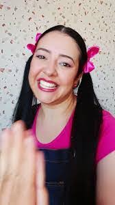 Laura Arato's Instagram, Twitter & Facebook