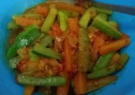Campur semua bahan, kecuali cuka, aduk rata, masak dengan api kecil hingga mendidih. Resep Acar Nanas Arab S A L A T O Acar Arab By Gempalgempil