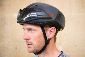 Review Giro Vanquish Mips Aero Helmet Road Cc