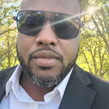 Bruh is AEW in a high school gym?