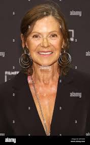 Angela Roy's Instagram, Twitter & Facebook