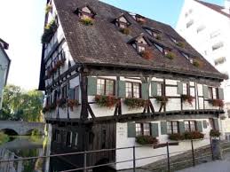 It is t he most leaning hotel in the world. Hotel Schiefes Haus Ulm Bild Schiefes Haus Ulm In Ulm