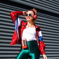 Weitere ideen zu modestil, 90er style, outfit. 90er Mode Die Besten Looks Der 90er Brigitte De