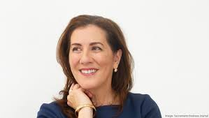 Women Who Mean Business, Distinguished Career: Donna Bland, Golden 1 Credit  Union