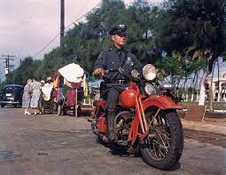 Policeman Inspecting Rugs Puerto Rico Harley Davidson Harley Harley Davidson Bikes
