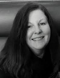 Nora Bentley's Instagram, Twitter & Facebook