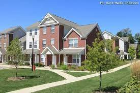 Villages At Mill Crossing Apartments Townhomes Indianapolis In Homes Com Townhouse Rental Apartments Condos For Rent