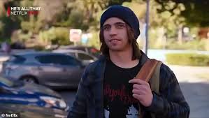 Stung when his bombshell girlfriend abruptly dumps him, big man on campus zack siler (freddy all that complexity backfires at about the midpoint, leaving viewers with a standard yarn about a popular guy who makes a grossly insensitive wager after. He S All That Trailer Addison Rae Of Tiktok Fame Glows As The Popular Girl Who Makes Over A Nerd Latest Celebrity News
