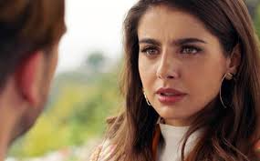 Luego del éxito de su primera temporada, la reina del flow 2 es ya una realidad, tras dos años del estreno de la primera emisión de este contenido creado por caracol televisión y netflix, protagonizado por yeimy montoya, una cantante que surge de las cenizas, interpretada por carolina ramírez. La Reina Soy Yo Tendra Temporada 2 En Univision Tv Espectaculos La Prensa Peru