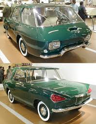 Renault Projet 900 1959 Ce Concept Car Qui Reprend Les Optiques De La R8 Fut Cree Pour Remplacer La Fregate Mais N Weird Cars Concept Cars Futuristic Cars