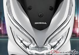 Harga Honda Pcx 2021 Spesifikasi Cbs Abs Otomotifo Honda Motor Motor Honda