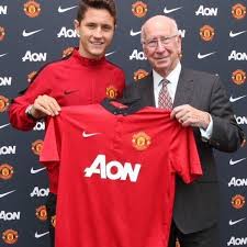 Ole ole ander herrera ole ole ole ola drinks estrella by the cask hes not spanish he is basque ole ole ole ola. Photos Ander Herrera Poses With Man Utd Shirt After Completing 36m Move Football Talk Premier League News