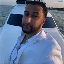 What in the name of Arkoos did I just see? 👁️ Credit: mikekilluz