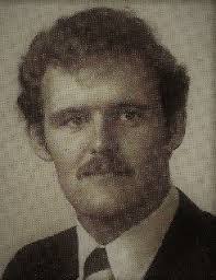 Daniel Brelsford's Instagram, Twitter & Facebook