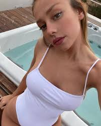 Ester Exposito Leaked Photo 517400 - Fapello.su