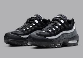 Raiders Fans Will Love This Nike Air Max 95 Dark Smoke Grey In 2020