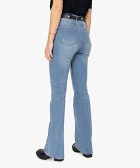 Il semble sortir tout droit du dressing intemporel de jane birkin. Jean Femme Coupe Flare Taille Haute Gemo