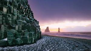 We did not find results for: Berwarna Hitam Bak Arang Ternyata Begini Asal Muasal Pasir Di Pantai Reynisfjara Tribun Travel