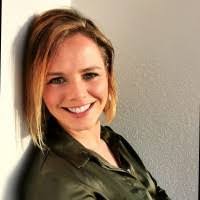 Laura Degenhardt's Instagram, Twitter & Facebook