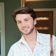 Queer Eye (TV Series 2018– )