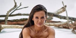 Famousfix profile for kinga rusin including biography information, wikipedia facts, photos, galleries, news, youtube videos, quotes, posters, magazine covers, trailers, links, filmography, discography and. Kinga Rusin Pokazuje Nagie Zdjecie Wszyscy Zwrocili Uwage Na Jeden Szczegol