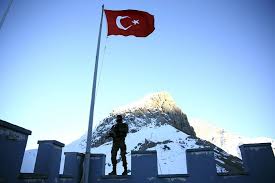 Kalelerdeki Ozel Harekatcilar Kus Ucurtmuyor Hakkari De Tepelere Kurulu Kale Gorunumundeki Guvenlik Noktalarinda Ozel Harekat Polisleri Kaleler Gece Polis