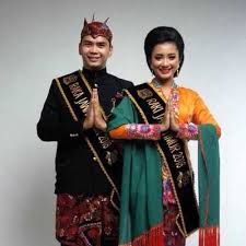 Check spelling or type a new query. Pakaian Adat Jawa Timur Nama Keunikan Gambar