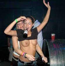 Drunk College Party Girls Flashing Perky Tits And Tight Pussies Porn  Pictures, XXX Photos, Sex Images 3313280 - PICTOA