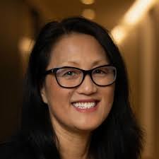 Amanda Baden's Instagram, Twitter & Facebook