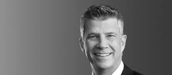 Erik Holman's Instagram, Twitter & Facebook