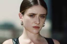 Bria Salmena front woman of Frigs, announces two UK tour dates