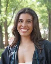 Meet our 2025-2026 cohort of Environmental Fellows! We're thrilled to have  them join the team. 1. Scarlett Gonzalez (she/her)