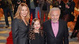 Nelly je talentovanější spíše na sportovní výkony, gymnastiku a tanec, ale doma také zpívá. Charlotte Ella Gottova Svou Fotkou Zborila Instagram Jak To Ma S Nosenim Rousky Sip